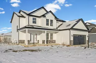 302 Sutton Dr, Savoy, IL 61874 - Photo 2