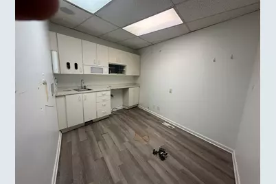 7156 W Higgins Avenue, Chicago, IL 60656 - Photo 8