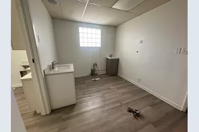 7156 W Higgins Avenue, Chicago, IL 60656 - Photo 4