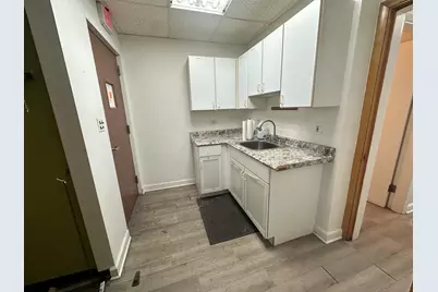 7156 W Higgins Avenue, Chicago, IL 60656 - Photo 20