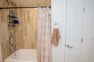 105 N 12th Ave, Melrose Park, IL 60160 - Photo 18