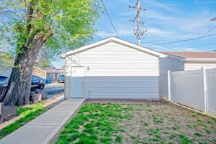 105 N 12th Ave, Melrose Park, IL 60160 - Photo 40