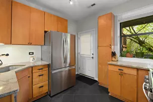 1309 W Foster Ave, Chicago, IL 60640 - Photo 8