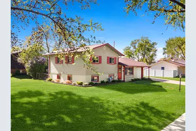 940 Washington Boulevard, Hoffman Estates, IL 60169 - Photo 2