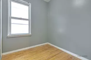 3117 S 53rd Ave, Cicero, IL 60804 - Photo 8