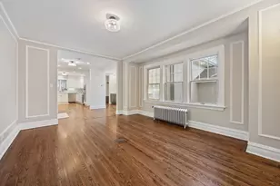 527 Warwick Rd, Kenilworth, IL 60043 - Photo 8