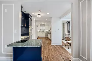 527 Warwick Rd, Kenilworth, IL 60043 - Photo 10