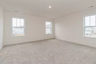 267 Red Oak Cir, Volo, IL 60020 - Photo 8