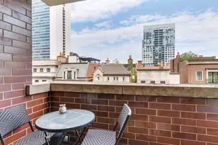 451 W Huron St, Chicago, IL 60654 - Photo 10