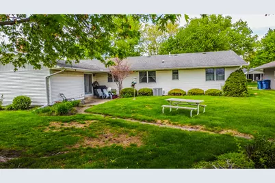 601 E Porter Avenue, Watseka, IL 60970 - Photo 4