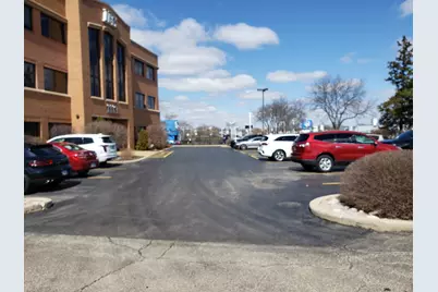 1113 S Milwaukee Avenue #202, Libertyville, IL 60048 - Photo 4