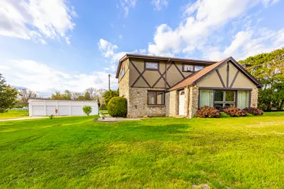 4703 Garfield Avenue, Lisle, IL 60532 - Photo 2