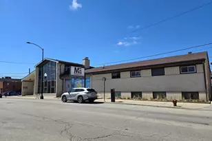6420 N California Ave, Chicago, IL 60645 - Photo 1