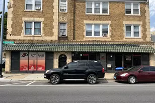 2820 W Peterson Ave, Chicago, IL 60659 - Photo 1