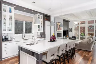 3735 N Greenview Ave, Chicago, IL 60613 - Photo 12