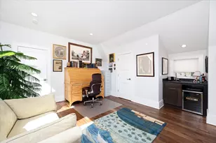 3735 N Greenview Ave, Chicago, IL 60613 - Photo 46