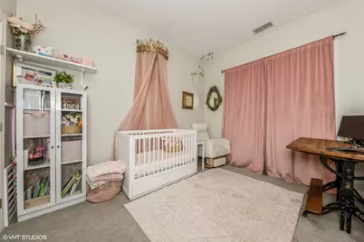 2051 W Belmont Avenue #1, Chicago, IL 60618 - Photo 20
