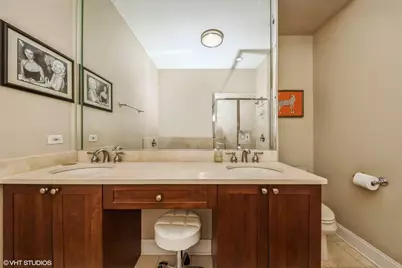 2051 W Belmont Avenue #1, Chicago, IL 60618 - Photo 16