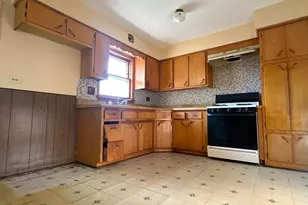 9276 N Western Ave, Des Plaines, IL 60016 - Photo 8