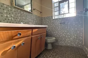 9276 N Western Ave, Des Plaines, IL 60016 - Photo 16