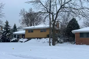 9276 N Western Ave, Des Plaines, IL 60016 - Photo 2