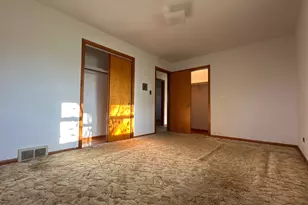 9276 N Western Ave, Des Plaines, IL 60016 - Photo 14