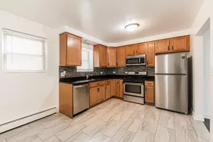 1709 W Estes Ave, Chicago, IL 60626 - Photo 6