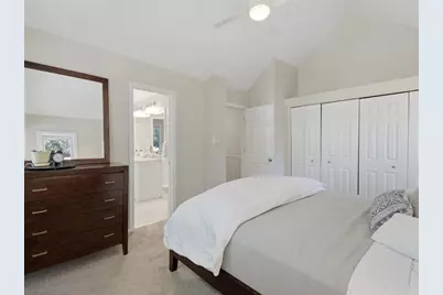 3311 N Racine Avenue #A, Chicago, IL 60657 - Photo 12
