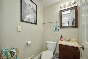 213 W Wisconsin St, Chicago, IL 60614 - Photo 14