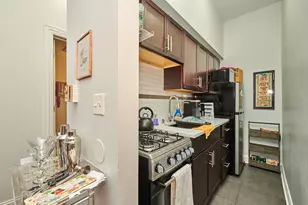 213 W Wisconsin St, Chicago, IL 60614 - Photo 6