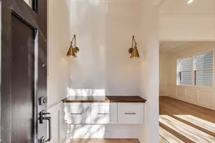 2213 W Huron St, Chicago, IL 60612 - Photo 2