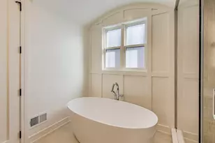 2213 W Huron St, Chicago, IL 60612 - Photo 30