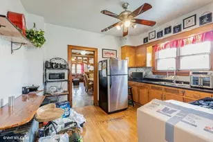 14910 S Wood St, Harvey, IL 60426 - Photo 4