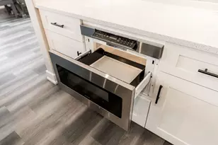 26 Kloe Ln, Sycamore, IL 60178 - Photo 18