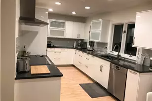 1872 Mission Hills Ln, Northbrook, IL 60062 - Photo 2