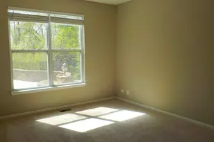 180 Primrose Ln, Bartlett, IL 60103 - Photo 22