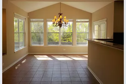 180 Primrose Lane, Bartlett, IL 60103 - Photo 4