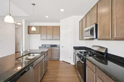 341 N Aspen Drive, Cortland, IL 60112 - Photo 14