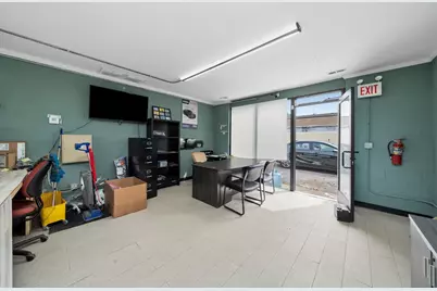 1610 S Chicago Street, Joliet, IL 60436 - Photo 14