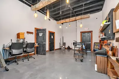 3705 W Grand Avenue, Chicago, IL 60651 - Photo 14