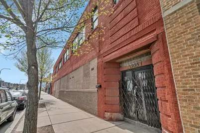 3705 W Grand Avenue, Chicago, IL 60651 - Photo 2