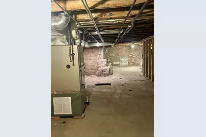 8105 S Muskegon Avenue, Chicago, IL 60617 - Photo 12