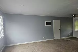 216 Washington St, Park Forest, IL 60466 - Photo 2