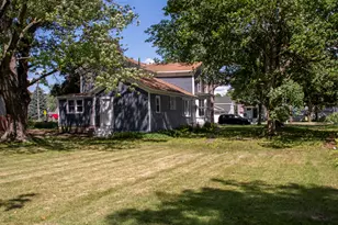 213 N Main St, Sandwich, IL 60548 - Photo 4