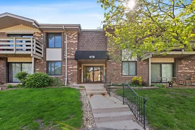 478 Raintree Court #1D, Glen Ellyn, IL 60137 - Photo 1