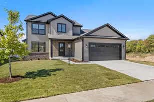 12 Meadow Dr, Monticello, IL 61856 - Photo 2