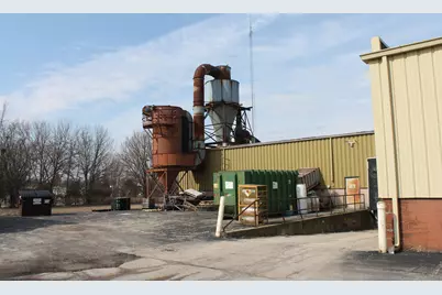 121 Industrial Drive, Dekalb, IL 60115 - Photo 30