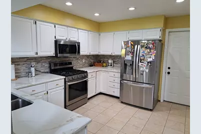 135 Thornhill Farm Lane, Saint Charles, IL 60175 - Photo 12