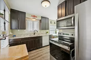 415 W Willow St, Arlington Heights, IL 60004 - Photo 6