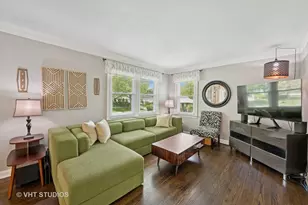 415 W Willow St, Arlington Heights, IL 60004 - Photo 4